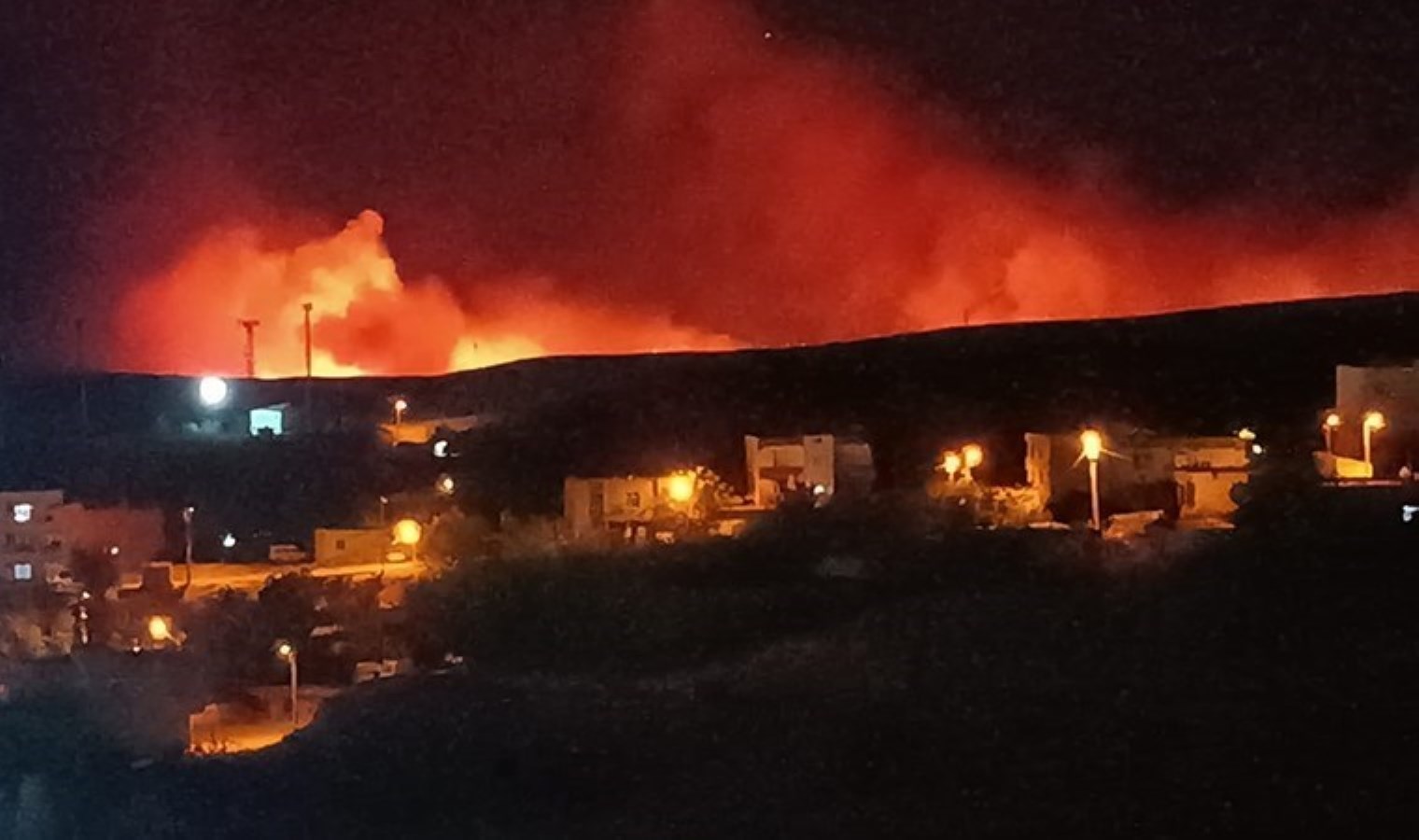 Diyarbakır’da anız yangını: 3 saatte söndürüldü